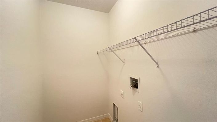 Image No.32-5 Bed House for sale