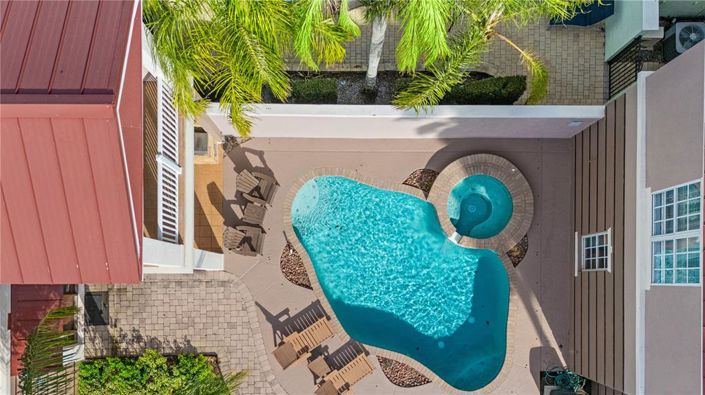 Image No.2-5 Bed House for sale