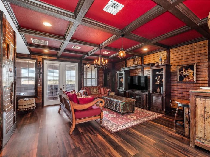 Image No.48-5 Bed House for sale