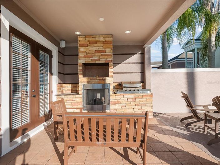 Image No.8-5 Bed House for sale