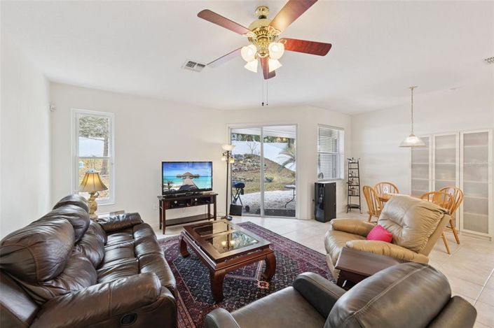 Image No.12-3 Bed House for sale