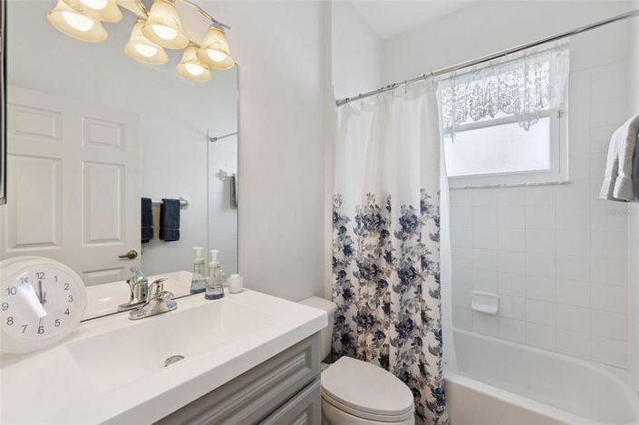 Image No.30-3 Bed House for sale