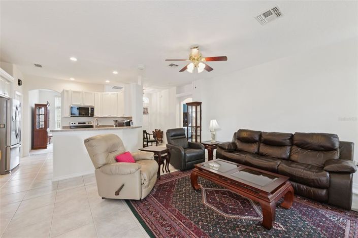 Image No.9-3 Bed House for sale