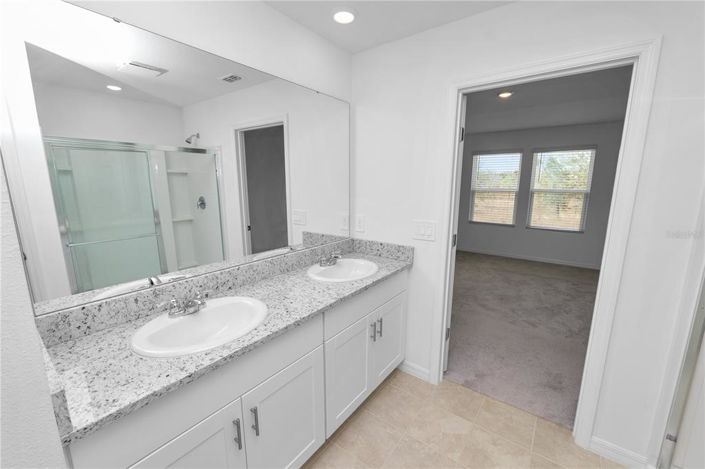 Image No.30-5 Bed House for sale