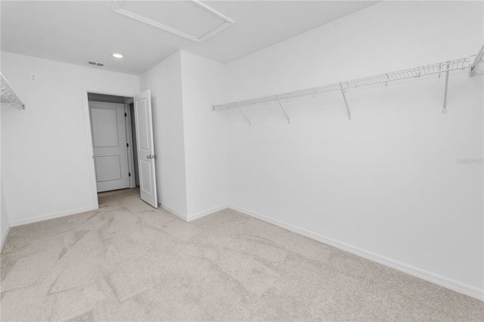 Image No.34-5 Bed House for sale