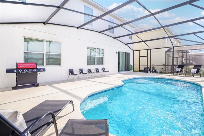 Image No.33-8 Bed House for sale