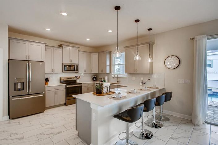 Image No.10-6 Bed House for sale