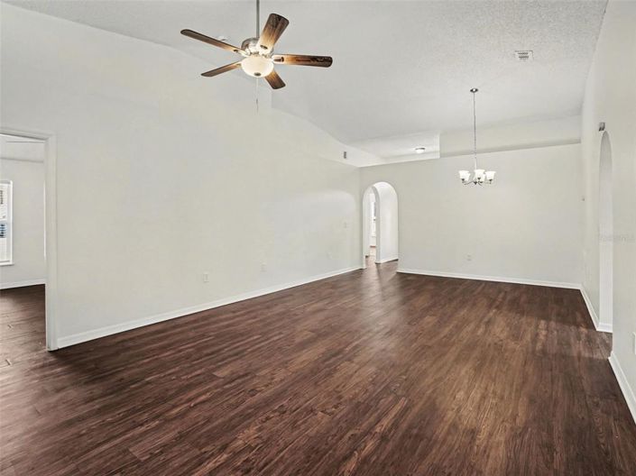 Image No.7-Maison de 3 chambres à vendre à Saint John