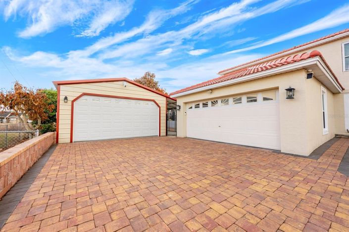 Image No.5-4 Bed House for sale