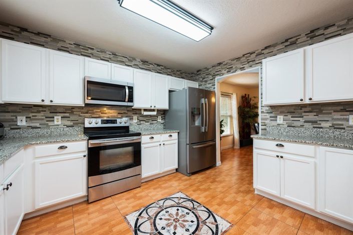 Image No.9-4 Bed House for sale