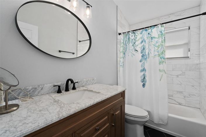 Image No.13-5 Bed House for sale