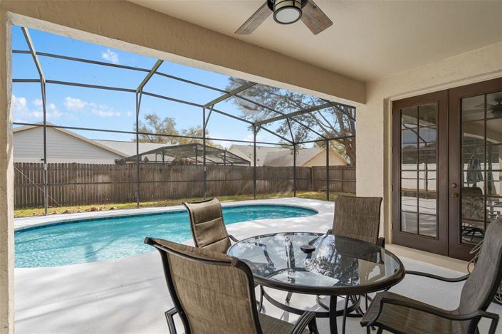 Image No.18-5 Bed House for sale