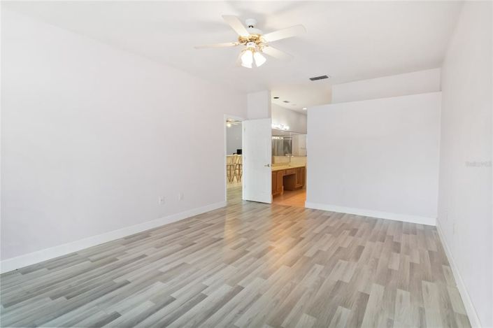 Image No.15-Maison de ville de 3 chambres à vendre à Saint John