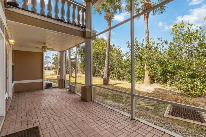 Image No.28-3 Bed Townhouse for sale