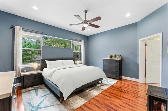 Image No.15-5 Bed House for sale