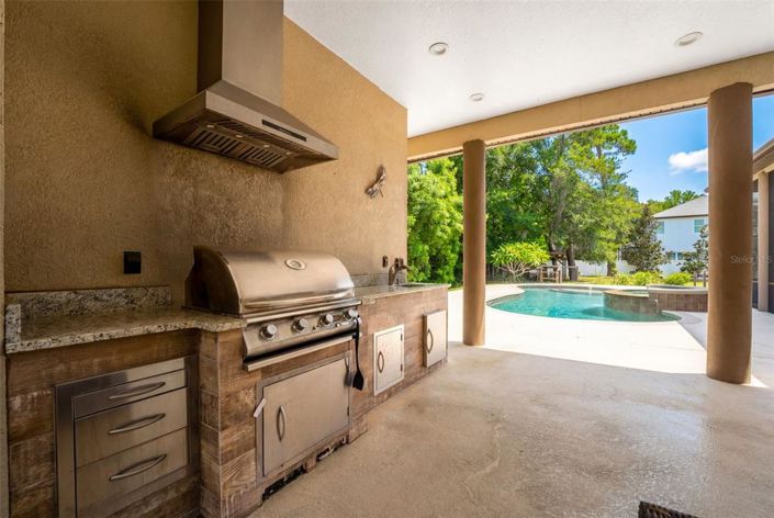 Image No.31-5 Bed House for sale