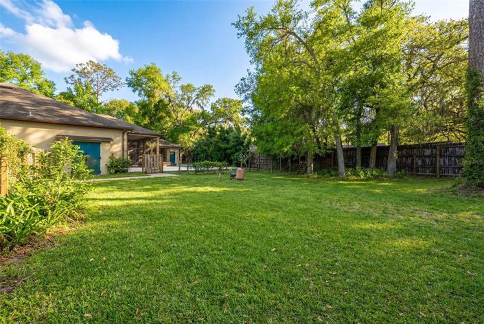 Image No.36-5 Bed House for sale