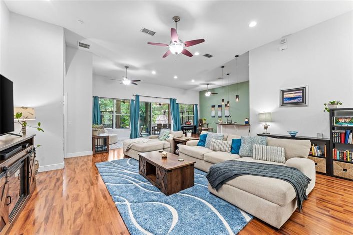 Image No.4-5 Bed House for sale