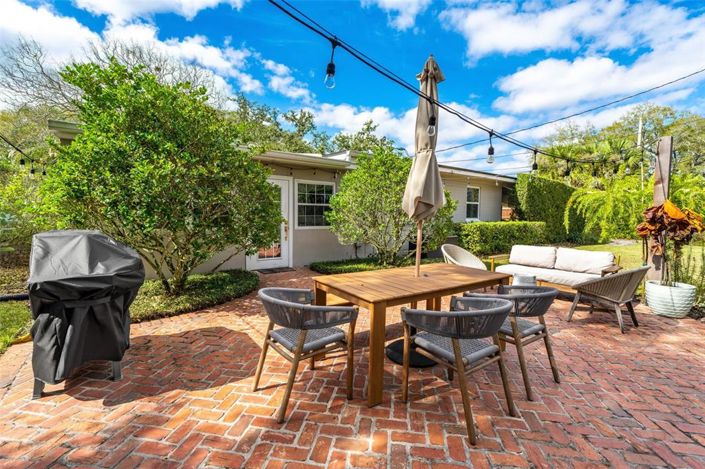 Image No.25-3 Bed House for sale