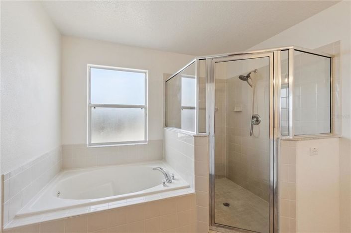 Image No.22-4 Bed House for sale