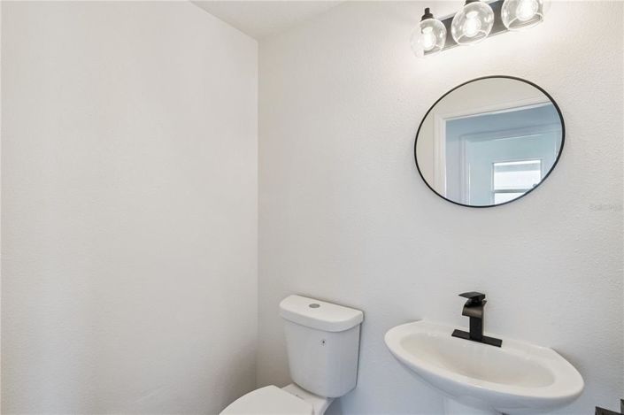 Image No.25-4 Bed House for sale