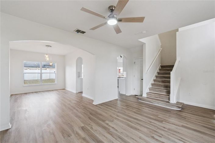 Image No.4-4 Bed House for sale