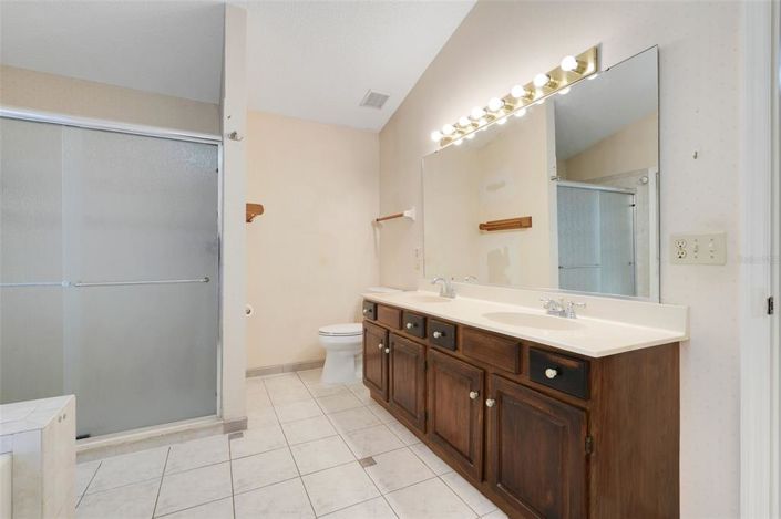 Image No.21-5 Bed House for sale