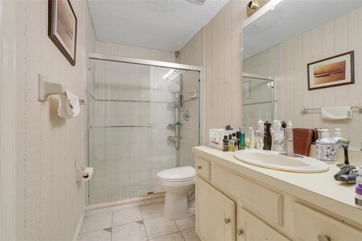 Image No.24-5 Bed House for sale