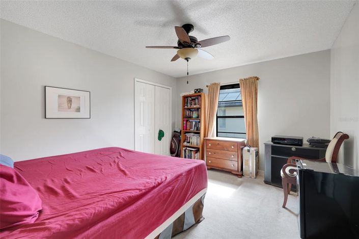 Image No.26-5 Bed House for sale