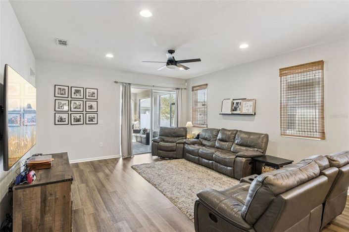 Image No.13-4 Bed House for sale