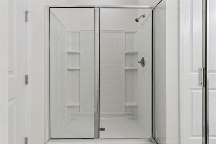 Image No.22-4 Bed House for sale