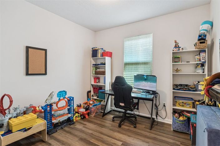 Image No.28-4 Bed House for sale