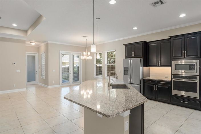 Image No.19-4 Bed House for sale