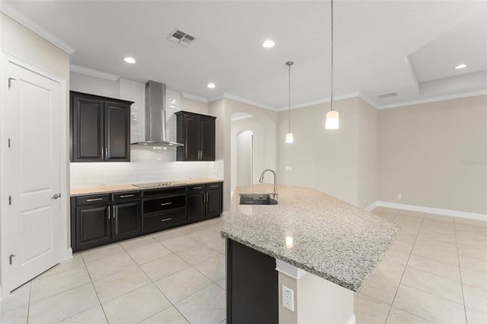 Image No.23-4 Bed House for sale