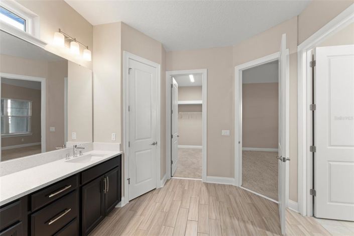 Image No.36-4 Bed House for sale