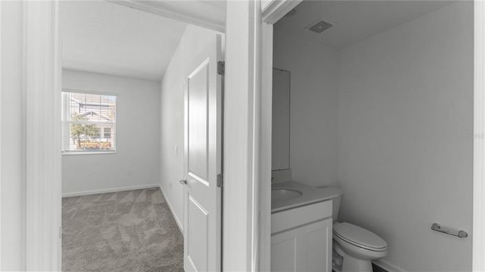 Image No.16-4 Bed Townhouse for sale