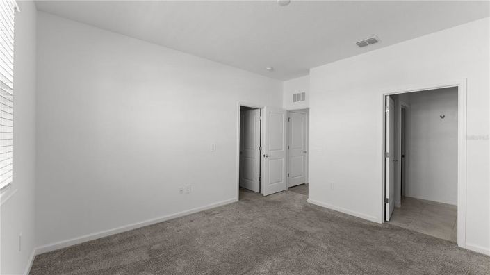 Image No.18-4 Bed Townhouse for sale