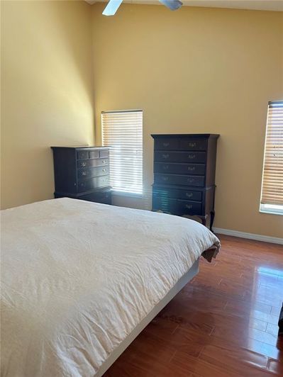 Image No.10-3 Bed House for sale