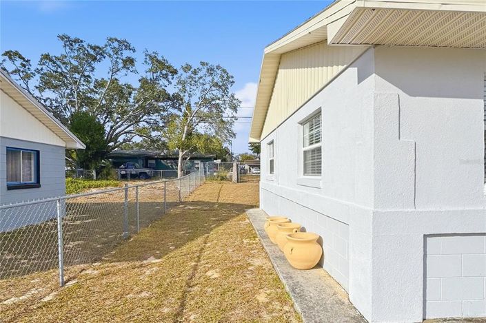 Image No.20-3 Bed House for sale