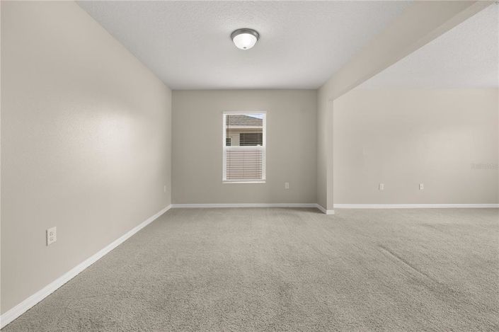 Image No.13-4 Bed House for sale