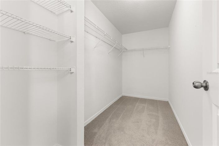 Image No.24-4 Bed House for sale