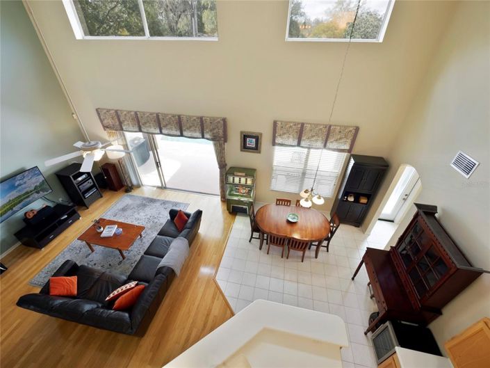 Image No.21-5 Bed House for sale