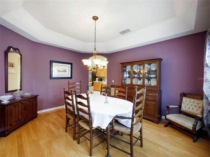 Image No.4-5 Bed House for sale