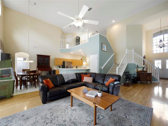 Image No.5-5 Bed House for sale