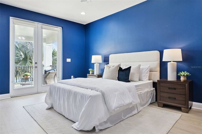 Image No.27-5 Bed House for sale