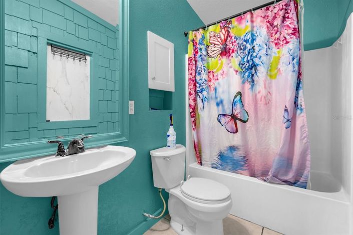 Image No.9-3 Bed House for sale