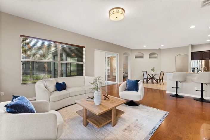 Image No.2-Maison de 4 chambres à vendre à Saint John