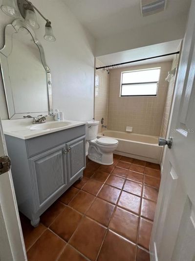 Image No.7-3 Bed House for sale