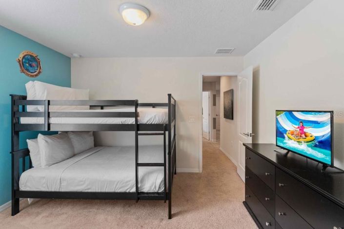 Image No.28-8 Bed House for sale