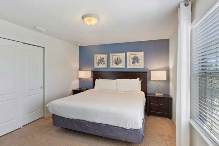 Image No.33-8 Bed House for sale